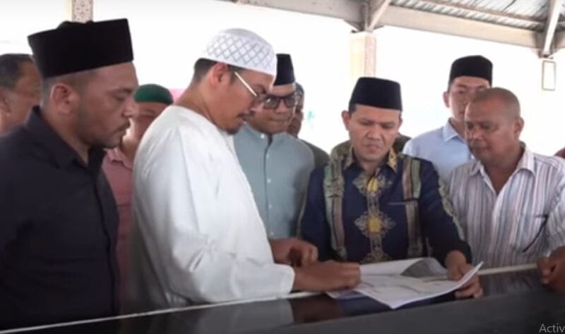 Wagub Aceh Ziarahi Makam Habib Bugak, Pewakaf Baitul Asyi.(Foto:Dok/Ist)