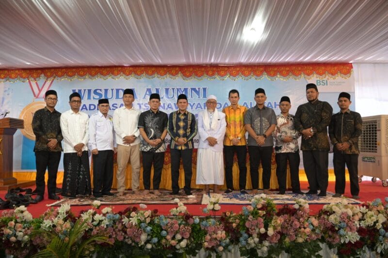 Wagub Aceh Dipeusijuek Bersama Alumni Jeumala Amal.(Foto:Ist)