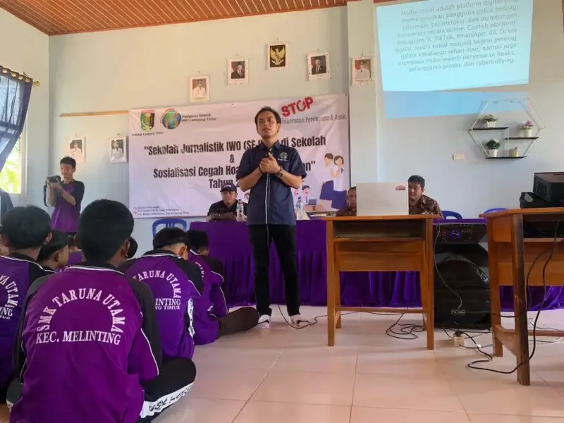 SMK Taruna Utama Jadi Lokasi Sosialisasi Literasi Digital IWO. (Foto:Dok/IWO.Lampung)
