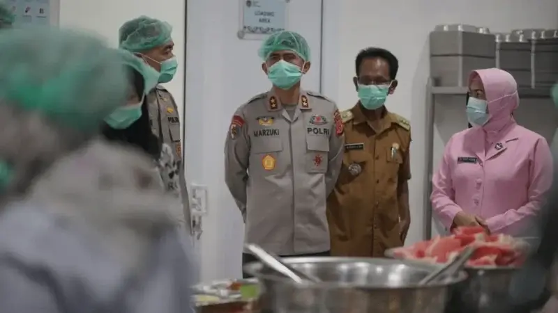 Kapolda Aceh Tinjau SPPG Lambung, Fokus pada Pemenuhan Gizi Anak. (Foto:Dok/Humas.Polda)
