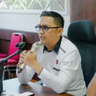 Kombes Pol Zulhir Destrian umumkan penghentian kasus hak siar Vidio.com oleh 19 Warkop di Banda Aceh. (Foto:Dok/Humas Polda)