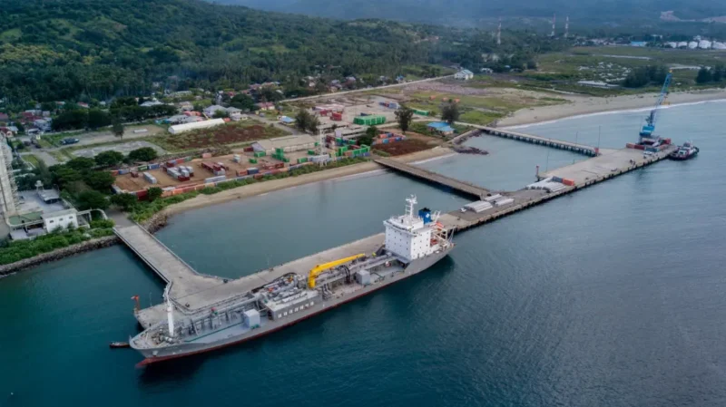 Aktivitas bongkar muat di Pelabuhan Malahayati, Aceh Besar. (Foto:Dok/Pelindo)