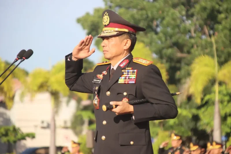 Kapolda Aceh Irjen Pol. Marzuki Ali Basyah, memimpin upacara peringatan Hari Sumpah Pemuda ke-97 di Mapolda Aceh. (Foto:Dok/Polda)