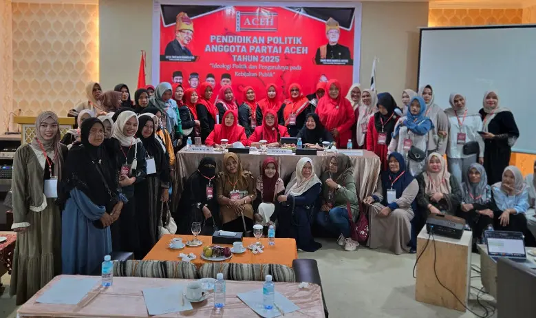 Peserta Pendidikan Politik Partai Aceh di Hotel Kumala, Banda Aceh