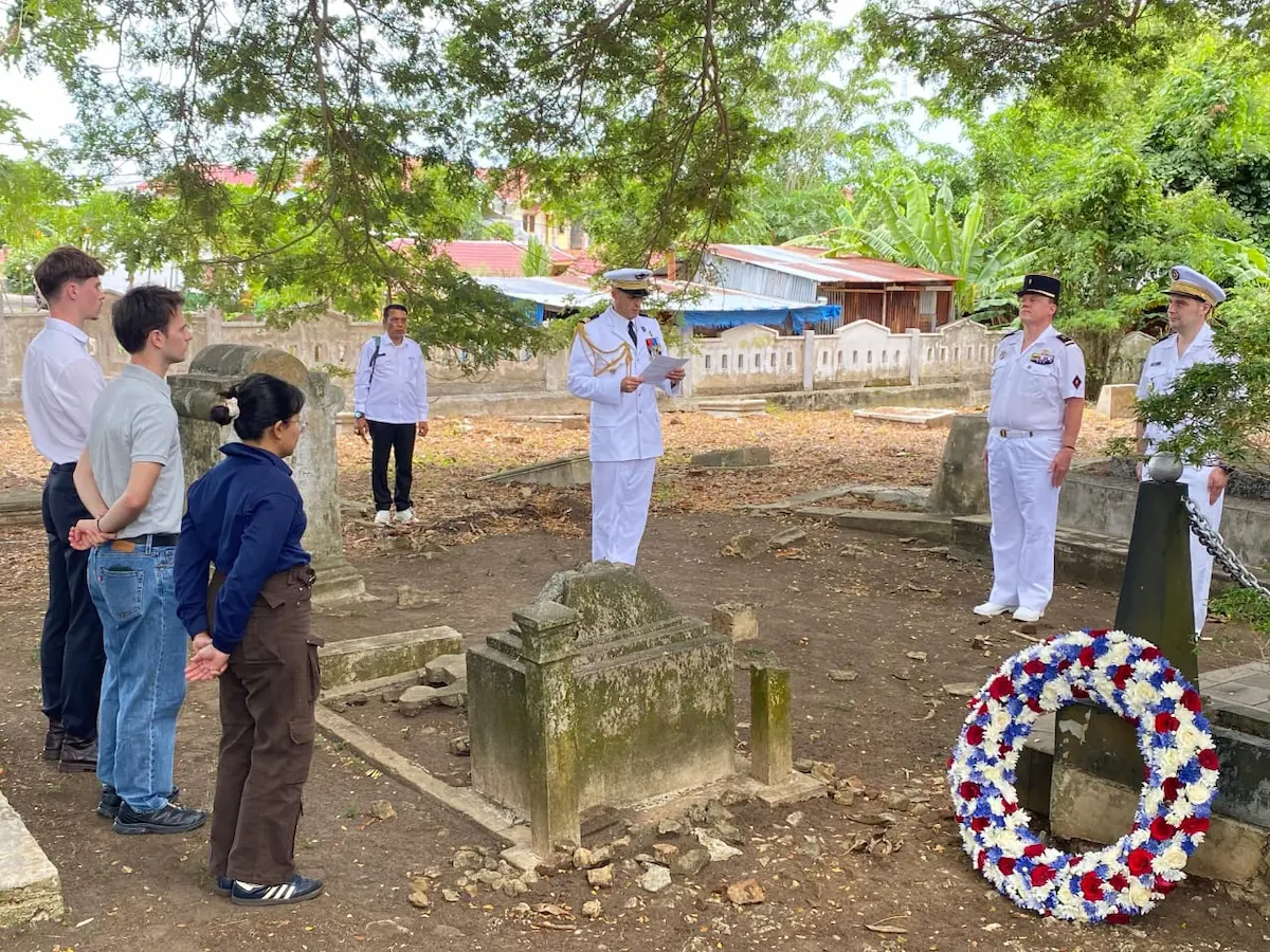Upacara kehormatan Kedubes Perancis di makam pahlawan Perancis Sabang