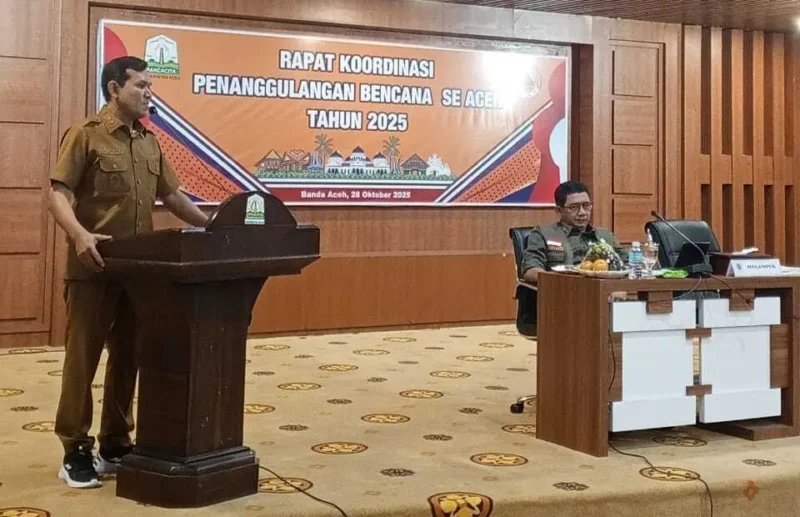 Wakil Gubernur Aceh Fadhlullah memimpin Rapat Koordinasi Penanggulangan Bencana di Kantor Gubernur Aceh. (Foto:Dok/Adpim)