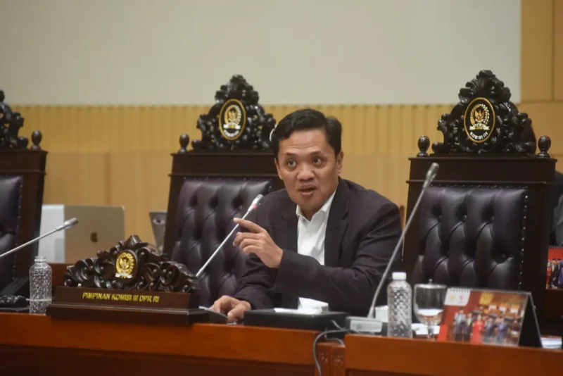 Ketua Komisi III DPR Habiburokhman dalam rapat Panja Reformasi Kepolisian di Jakarta. (Foto: Arsip Polda Aceh)