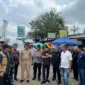 Menko Polkam Djamari Chaniago berdialog dengan Kepala Bea Cukai Lhokseumawe di Korem 011/Lilawangsa. (Foto: Arsip BC Lsm)