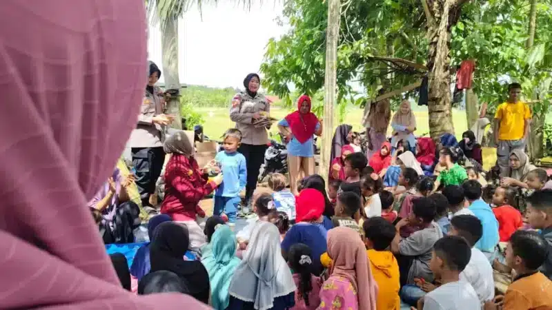 Anak-anak pengungsi mengikuti kegiatan trauma healing Polres Lhokseumawe. (Foto:Dok/Polres LSM)