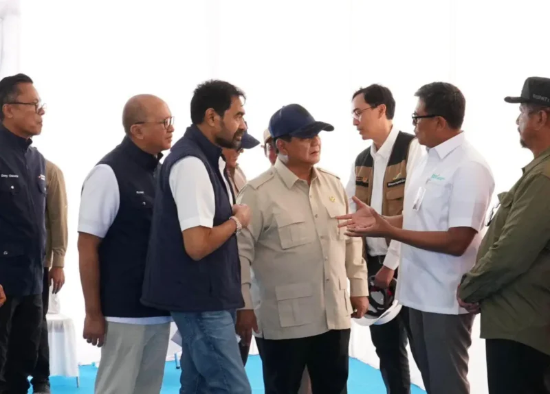 Presiden Prabowo Subianto meninjau pembangunan Huntara Danantara di Aceh Tamiang yang didukung Bank Syariah Indonesia. (Foto:Dok/Ist)