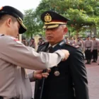 Upacara penganugerahan Satyalancana di Mapolresta Banda Aceh. (Foto:Dok)