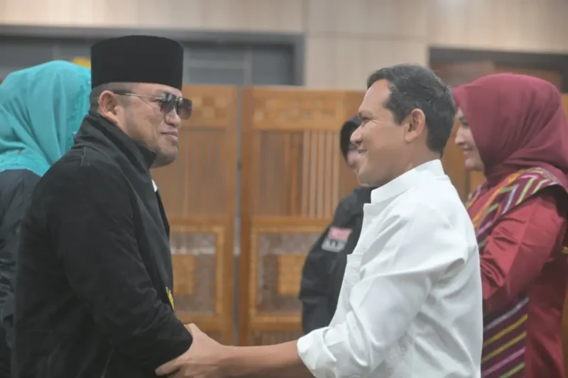 Wagub Aceh sambut Gubernur Kaltim Rudy Mas’ud. (Foto:Dok)