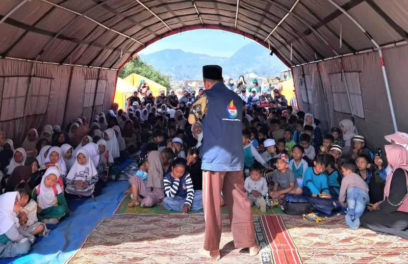 Anak-anak Aceh Tengah mengikuti kegiatan trauma healing Yabani