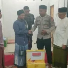 Penyaluran kurma Ramadan oleh Polda Aceh. (Foto:Dok Polda Aceh).