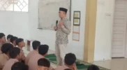 Fajran Zain memberikan motivasi