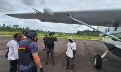 Penembakan Pesawat korowai