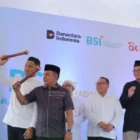 Wakil Wali Kota Banda Aceh Afdhal Khalilullah menutup BSI Fest Ramadhan 1447 H di Masjid Raya Baiturrahman. Festival ini mencatat 7.500 transaksi QRIS. (Foto:Dok BSI Aceh)