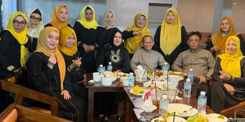 Pengurus PPA dan BPPA dalam acara silaturahmi dan buka puasa bersama di Banda Aceh. (Foto:Dok/Ist).