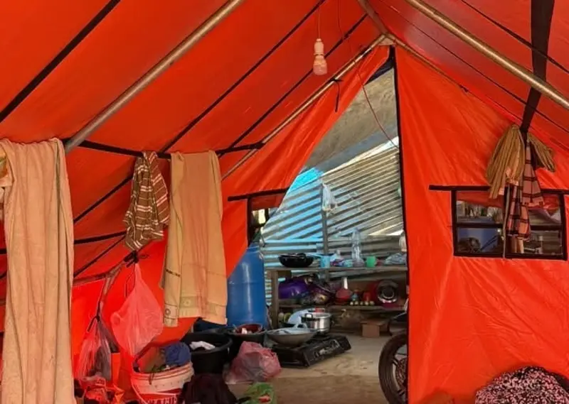 Kondisi tenda pengungsian korban banjir dan longsor di Aceh Tamiang. (Foto:Dok/Ist)