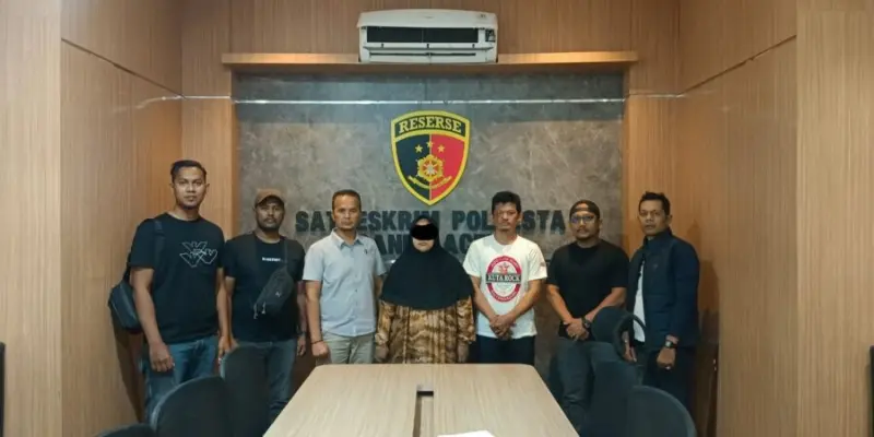 Polisi Polresta Banda Aceh menangkap pelaku berinisial NUR (34), warga Montasik, dugaan penggelapan mobil rental. (Foto: Dok/Polresta Banda Aceh).