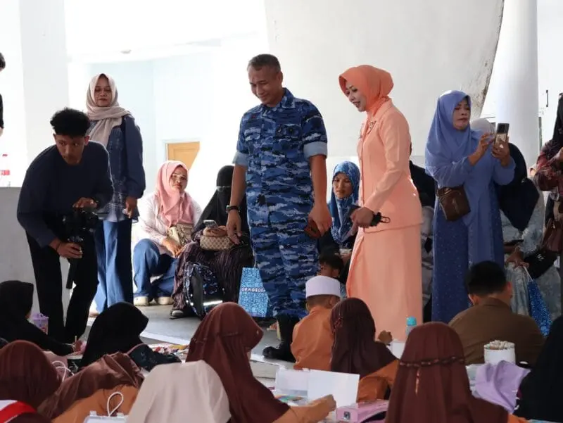 Anak penyintas kanker mengikuti lomba mewarnai di Banda Aceh. (Foto:Dok)
