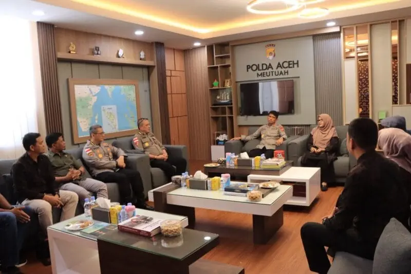Kapolda Aceh menerima audiensi Fakultas Hukum UNMUHA di Mapolda Aceh. (Foto:Dok/Polda Aceh).