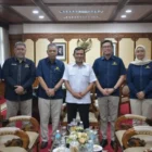 Kakanwil DJBC Aceh, Rizki Baidillah, bertemu Wakil Gubernur Aceh di Gedung Keuangan Negara. (Foto:Dok/Humas Bea Cukai Aceh)