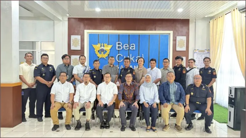 Kakanwil Bea Cukai Aceh menekankan pentingnya integritas dan profesionalitas saat kunjungan kerja perdana ke KPPBC TMP C Sabang guna meningkatkan kinerja organisasi. (Foto: Dok/Bea Cukai)