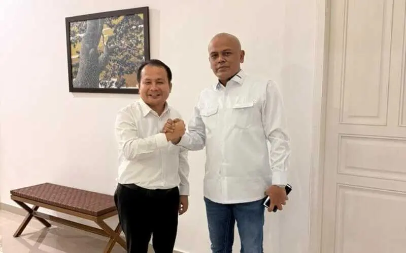Pertemuan T Rival Amiruddin dengan Endang Tirtana di kantor PSI. (Foto:Dok/Ist)