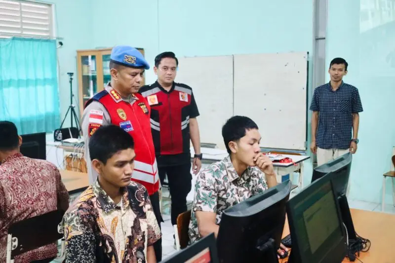 Peserta tes CAT Akpol 2026 di SMK Negeri 1 dan 2 Lhong Raya Banda Aceh. (Foto:Dok/Polda Aceh)