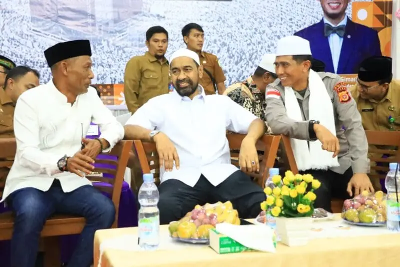 Forkopimda Aceh dalam acara pelepasan jemaah haji Embarkasi Banda Aceh. (Foto:Dok/Humas Polda Aceh)