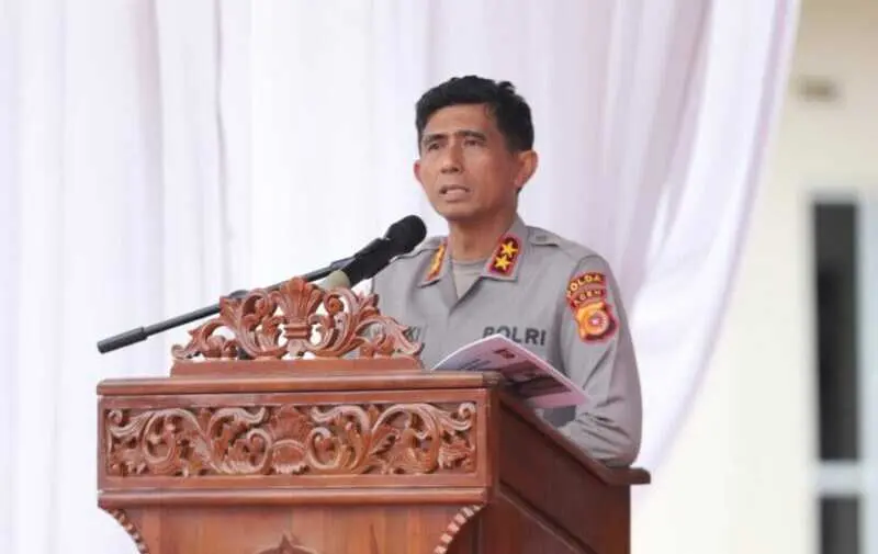 Kapolda Aceh Marzuki Ali Basyah memberikan arahan terkait disiplin dan profesionalisme tugas kepolisian di jajaran Polres Subulussalam. (Foto:Dok/Arsip)