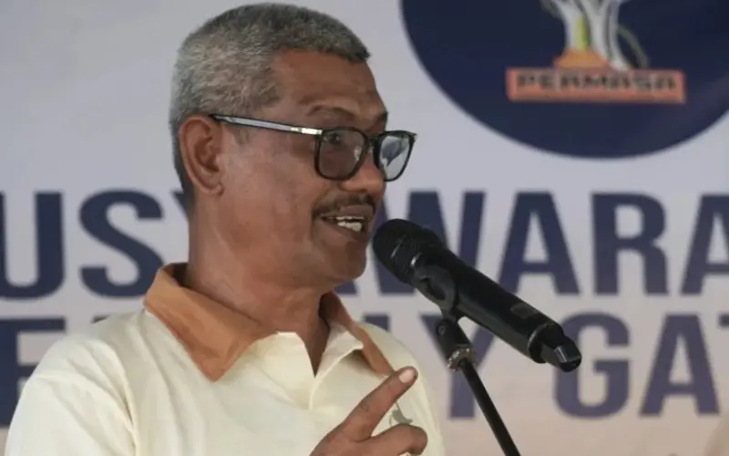 Perkumpulan Masyarakat Langsa perkuat solidaritas warga di perantauan. Firmansyah memberikan sambutan dalam kegiatan PML (Perkumpulan Masyarakat Langsa) di Pantai Lhoknga. (Foto:Dok/PML)