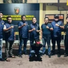 Tim Rimueng Koetaradja mengamankan terduga pelaku pencurian toko kelontong di Banda Aceh. (Foto:Dok/Polresta Banda Aceh)
