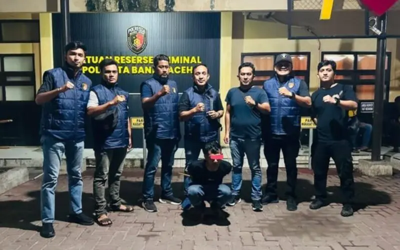Tim Rimueng Koetaradja mengamankan terduga pelaku pencurian toko kelontong di Banda Aceh. (Foto:Dok/Polresta Banda Aceh)