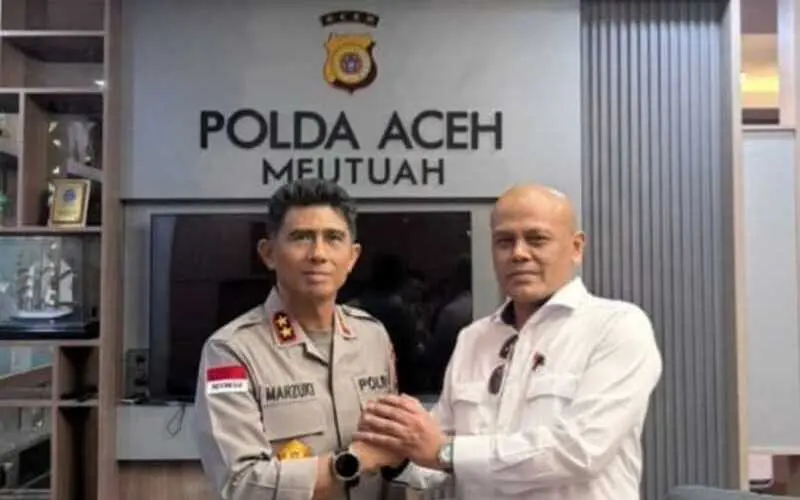 Silaturahmi T Rival Amiruddin dengan Kapolda Aceh, Marzuki Ali Basyah. (Foto:Dok/Polda Aceh)