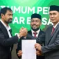 Muhammad Nasir ditetapkan Komisaris Utama Bank Aceh Syariah. Muzakir Manaf pimpin penetapan pengurus Bank Aceh Syariah. (Foto:Dok/Bank Aceh)