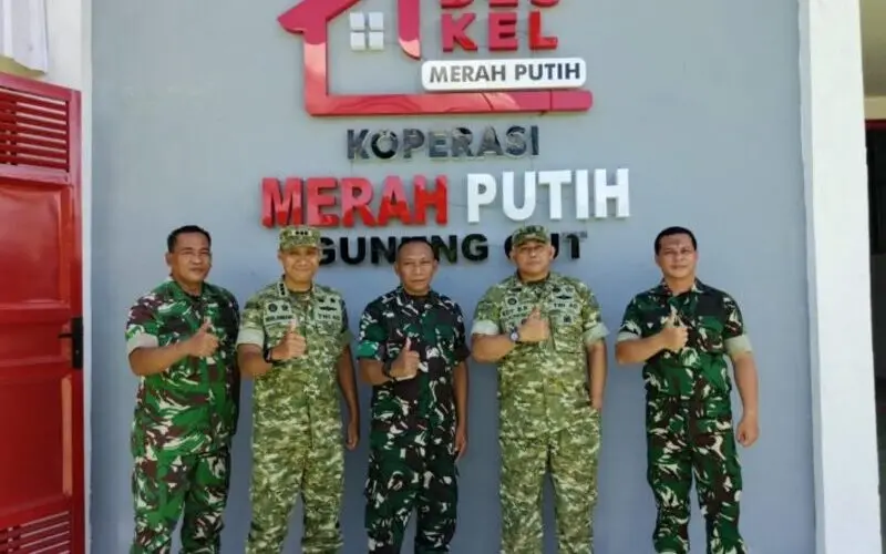 Tim evaluasi meninjau pembangunan Koperasi Merah Putih di Aceh. (Foto:Dok/KDKMP)