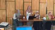 Diskusi perlindungan perempuan dan kelompok rentan saat bencana.
