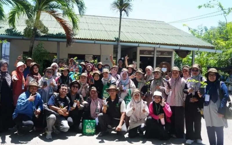 Guru SD Banda Aceh mengikuti pelatihan pengelolaan sampah di KamiKITA Community Center Banda Aceh. (Foto:Dok/LN)