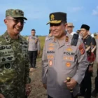 Pangdam Iskandar Muda dan Kapolda Aceh di lokasi Panen Raya Nasional Pidie. (Foto:Dok/Polda Aceh)