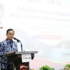 Kepala OJK Aceh Daddi Peryoga memberikan sambutan pada Pelatihan Service Excellence. (Foto:Dok/OJK).