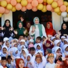 Kak Na mengunjungi PAUD Al-Azhar Cairo Banda Aceh. (Foto:Dok/Bunda PAUD Aceh)