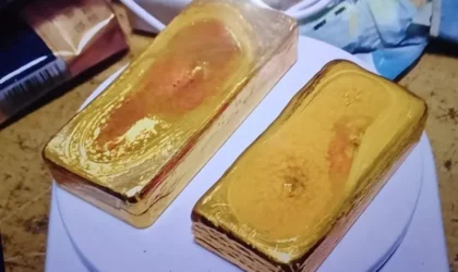 Penyeludupan emas batangan