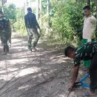 Kodim 0107 Aceh Selatan membangun Jembatan Aramco di Desa Ruak, untuk meningkatkan akses masyarakat desa. (Foto:Dok/Kodim 0107)