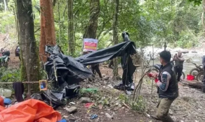 Pertambangan Emas Tanpa Izin (PETI)