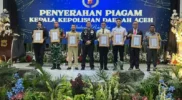 Piagam penghargaan