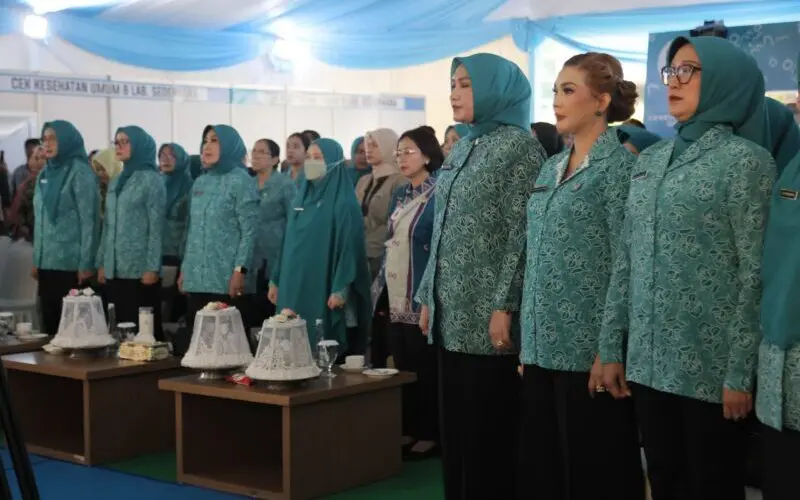 Ketua TP PKK Aceh menghadiri HKG PKK Nasional di Makassar, memperkuat kolaborasi, pemberdayaan keluarga, UMKM, dan inovasi pembangunan daerah. (Foto:Dok/Adpim)
