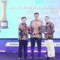 Regional CEO BSI Aceh Imsak Ramadhan di Serambi Awards 2026. BSI Aceh menerima penghargaan Bank Penggerak Tabungan Emas Menuju Baitullah. (Foto:Dok/Serambi)
