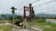Pembangunan jembatan gantung